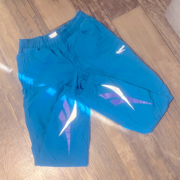 Reebok Jogging Set - Picture 5 of 5